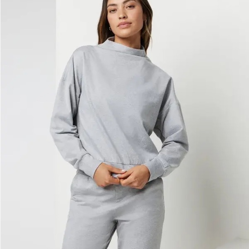 Vuori Granite funnel neck sweatshirt